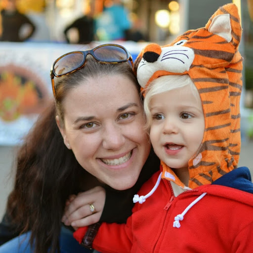 Kristin Foster Photo 13