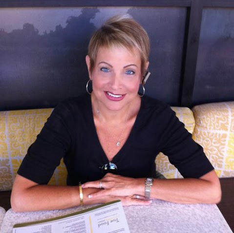 Ellen Johnson Photo 25