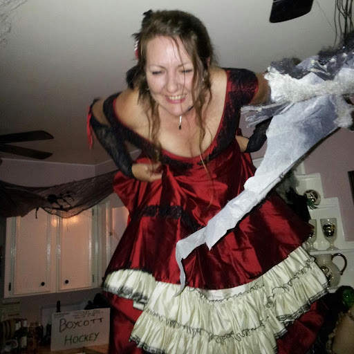 Heather Elliott Photo 44