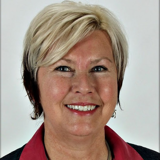 Donna Malone Photo 12