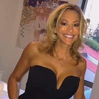 Veronica Morgan Photo 33