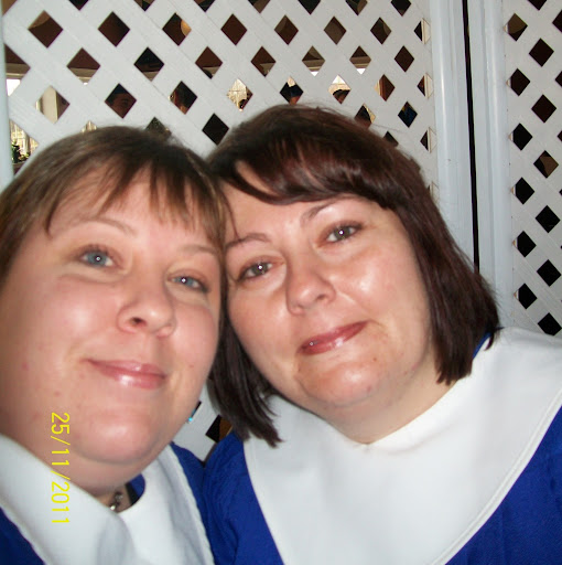 Joni White Photo 33