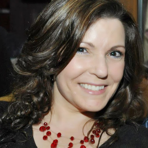 Gina Mackey Photo 8