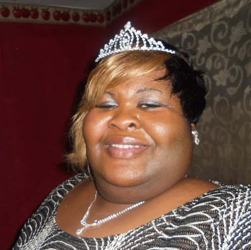 Joyce Wilson Photo 29