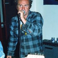 Michael Trahan Photo 28