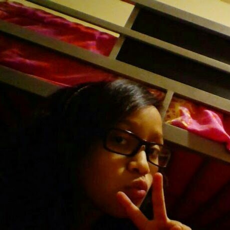 Angie High Photo 10