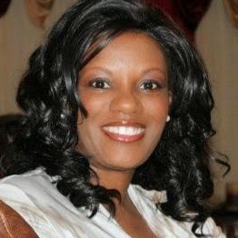 Yolanda Robinson Photo 20