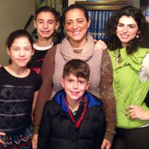Elizabeth Farris Photo 11
