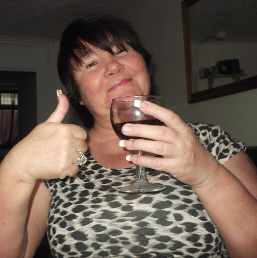 Tracey Ring Photo 25