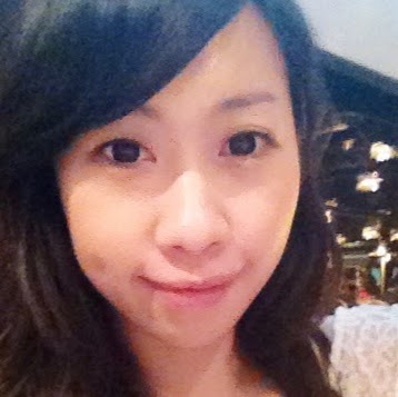 Emilie Lee Photo 9