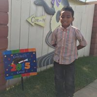 Devan Robinson Photo 17