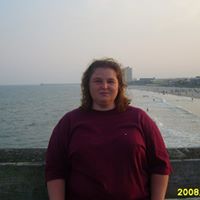 Beth Bradshaw Photo 38