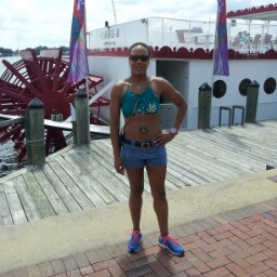 Toni Skinner Photo 30