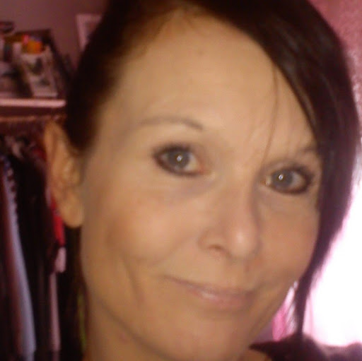 Tracey Campbell Photo 45