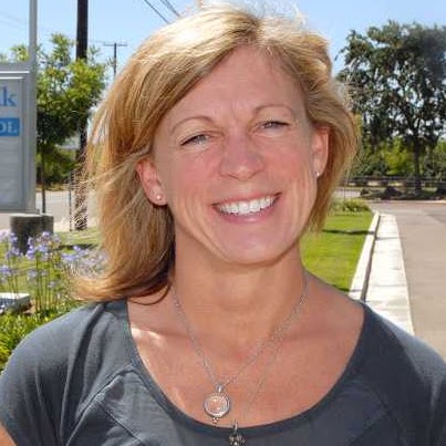 Amie Carter Photo 17