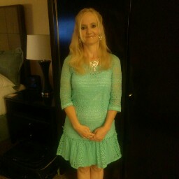 Amy Atkinson Photo 14