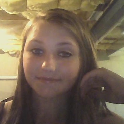 Anna Riddle Photo 6