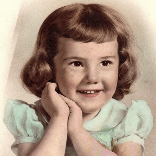 Ellen Howell Photo 27