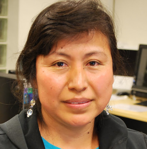 Julia Reyes Photo 50