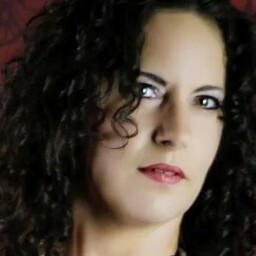 Elizabeth Grimm Photo 33