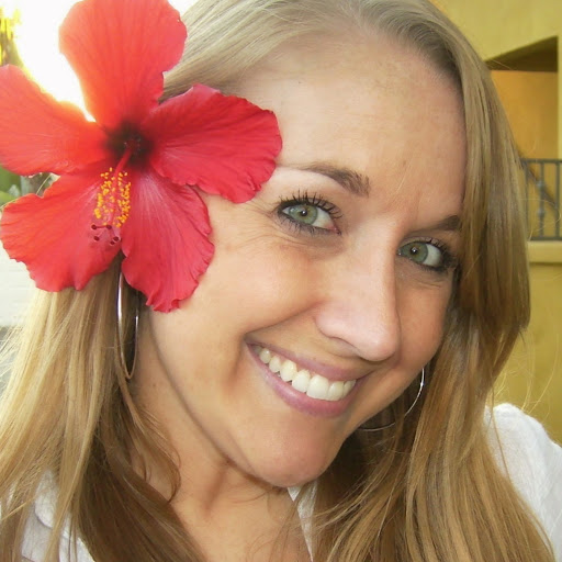 Hannah Jones Photo 38