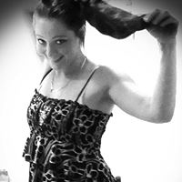 Tonya Sharp Photo 22