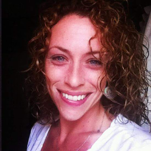 Amy Bechtel Photo 19