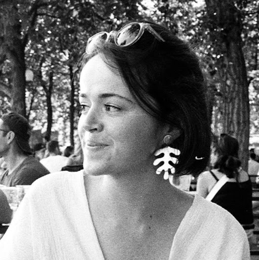 Maria Hagan Photo 33
