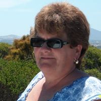 Angie Lange Photo 5