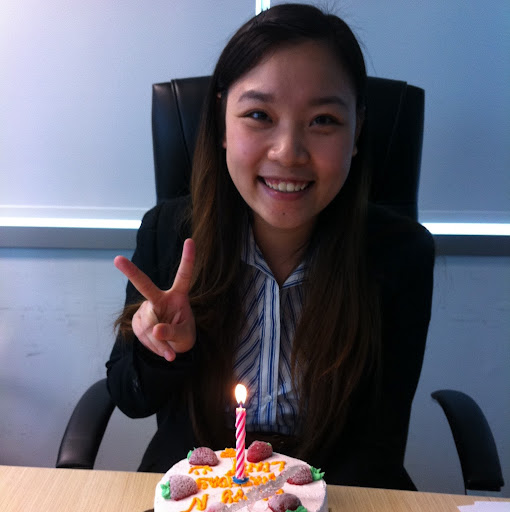 Kelly Hoang Photo 17