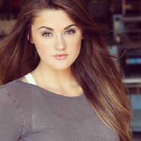 Annie Howell Photo 27