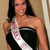 Melanie Griffin Photo 35