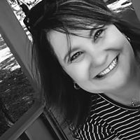 Maria Thompson Photo 25