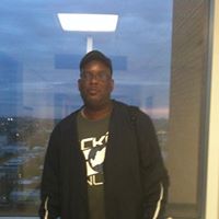 Derrick Franks Photo 4
