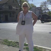 Elizabeth Hawks Photo 7