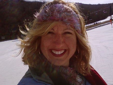 Joanne Williams Photo 15