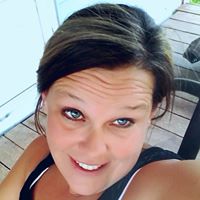 Deanna Lane Photo 16