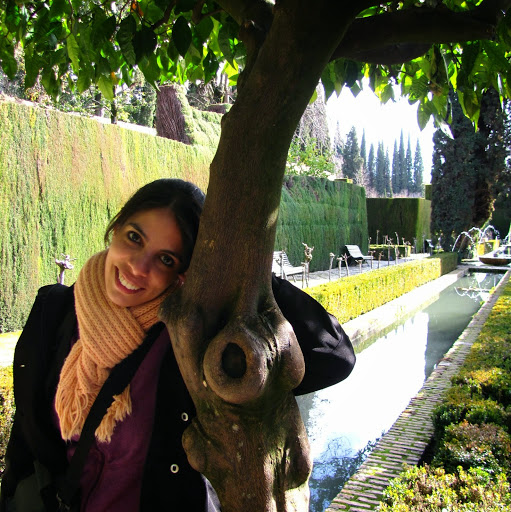 Claudia Sanchez Photo 18