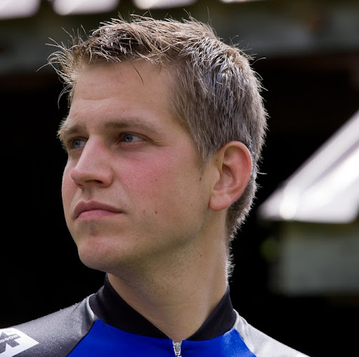 Michael Schneider Photo 41