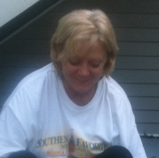 Janet Garrett Photo 25
