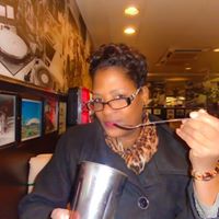 Jeanette May Photo 5