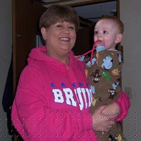 Toni Phillips Photo 17