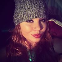 Anna Miller Photo 10