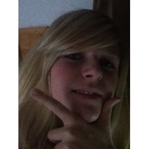 Christina Auer Photo 7