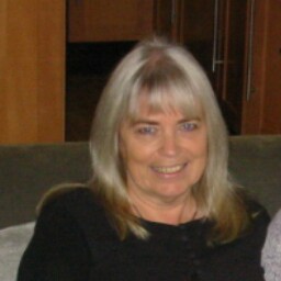 Janet Sharp Photo 30