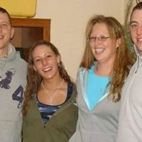 Julie Pierson Photo 23