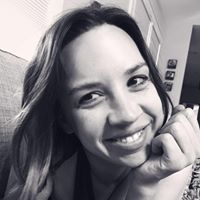 Ashley Rollins Photo 41