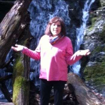 Janet Eaton Photo 14