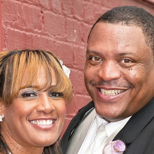 Tonya Jones Photo 34