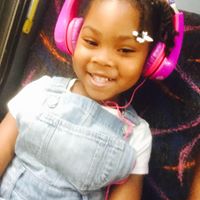Shantell Simmons Photo 7